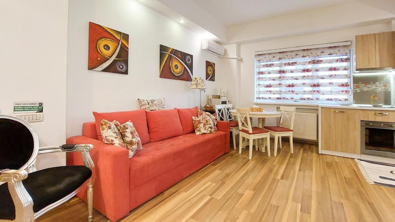 Fancy 1Bd Family Friendly In Historical Centre Apartment Bucharest Exterior photo