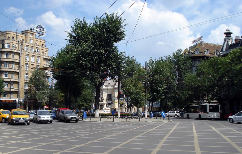 Fancy 1Bd Family Friendly In Historical Centre Apartment Bucharest Room photo