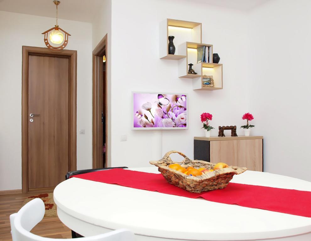Fancy 1Bd Family Friendly In Historical Centre Apartment Bucharest Exterior photo